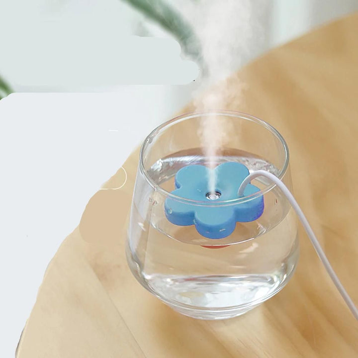 Compact Ultrasonic Aromatherapy Diffuser - Petal Shaped USB Humidifier