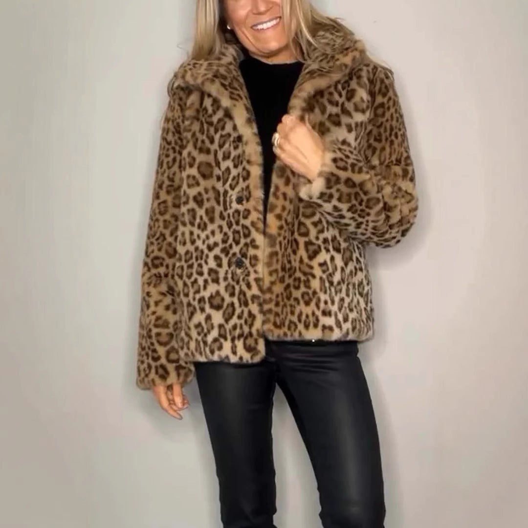 Winter New Women's Fashionable Leopard Print Lapel Faux Leather Woolen Top