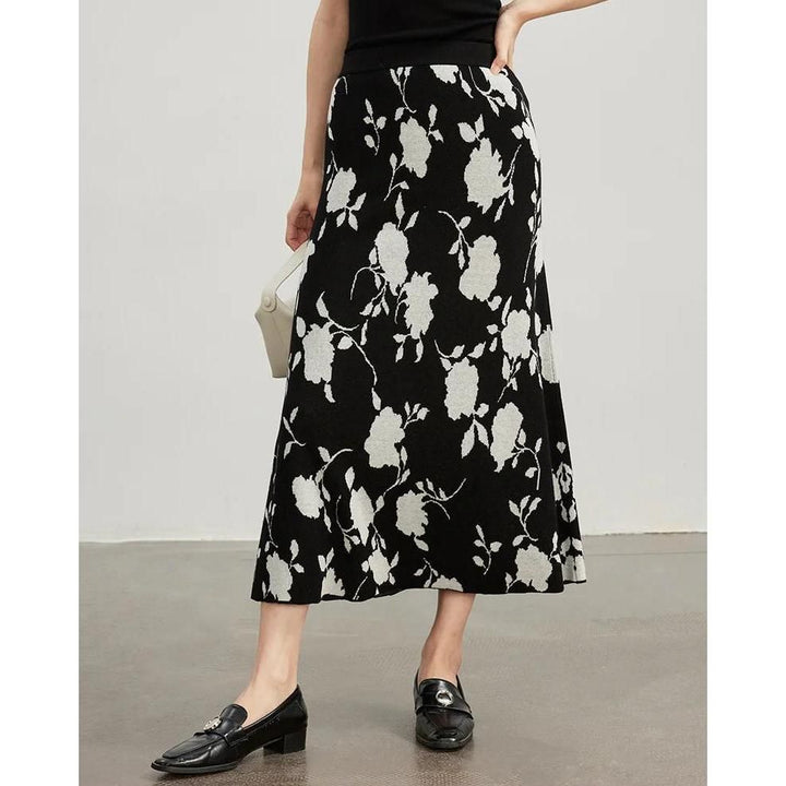 Floral Jacquard Woolen Knit Skirt