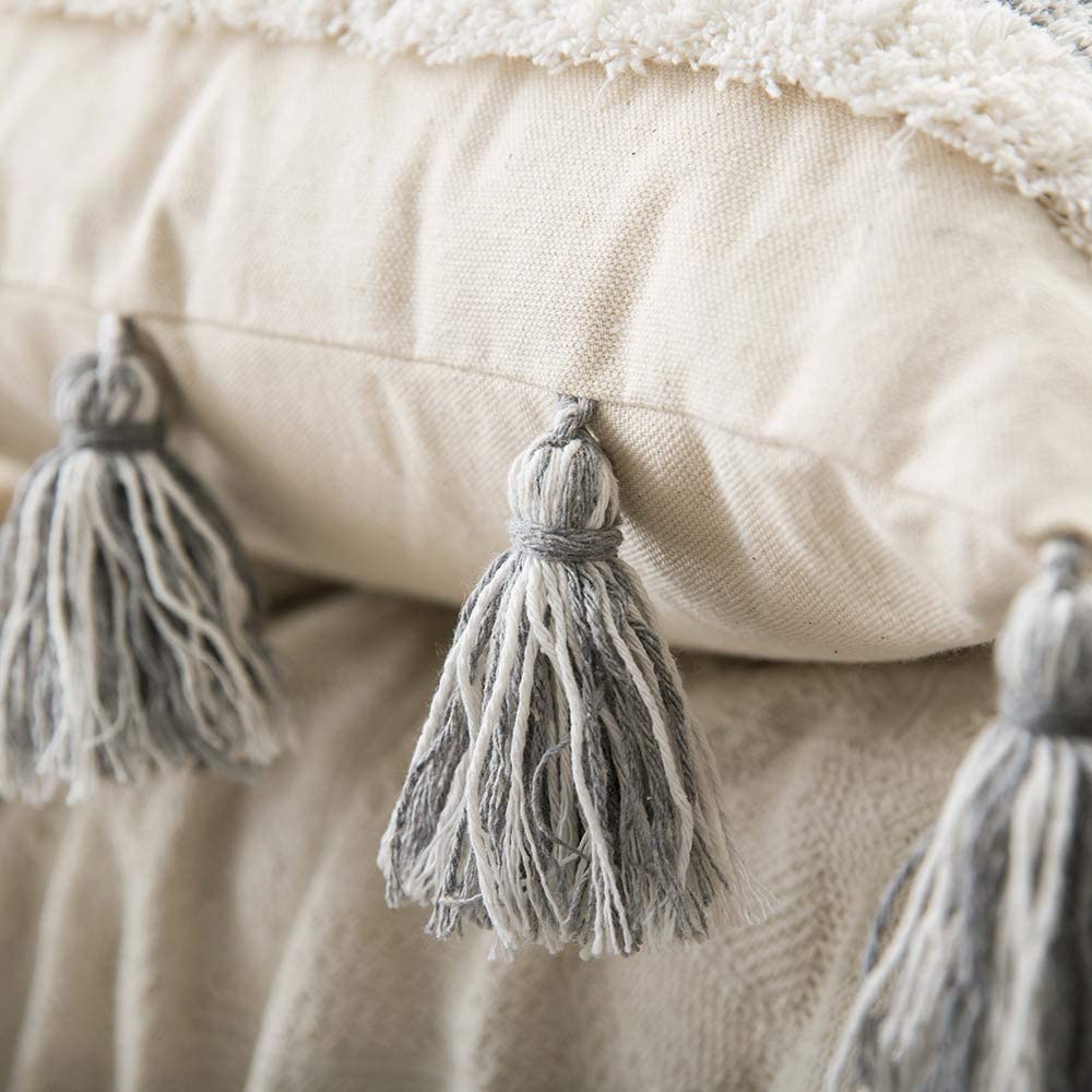 Boho Chic Tufted Sofa Cushion Cover with Tassels