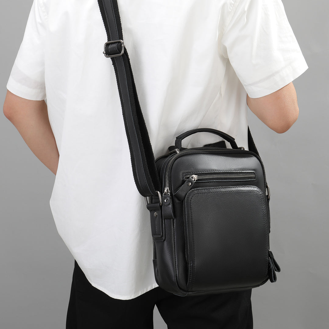 Leather Large-capacity Retro Shoulder Messenger Bag