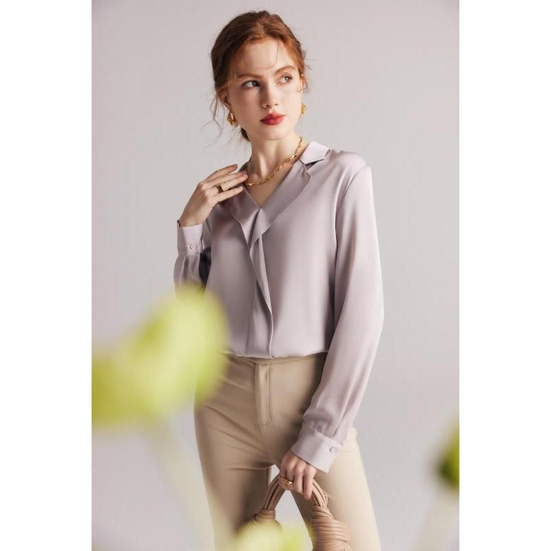 Elegant Ruffled V-Neck Silk Blouse