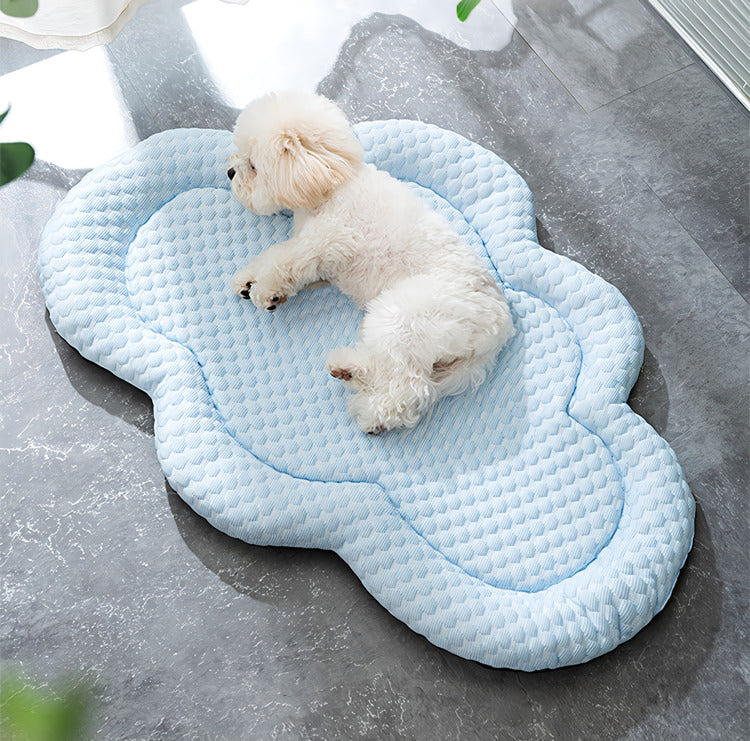 Cloud-Shaped Cooling Pet Mat for Small to Medium Dogs