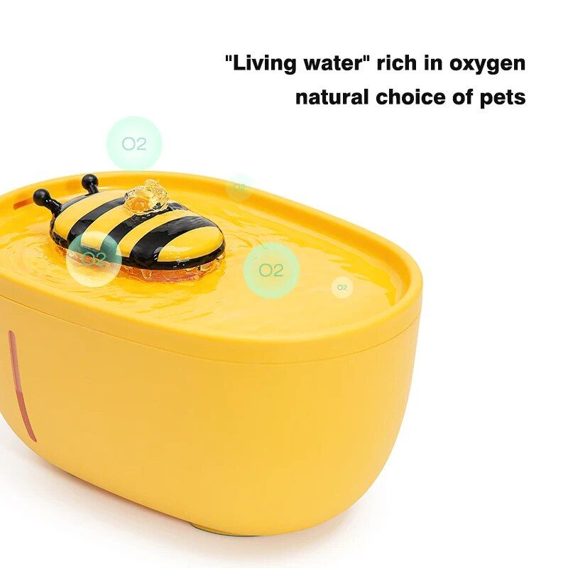 2L Quiet Pet Water Fountain with Multi-Stage Filtration for Dogs and Cats