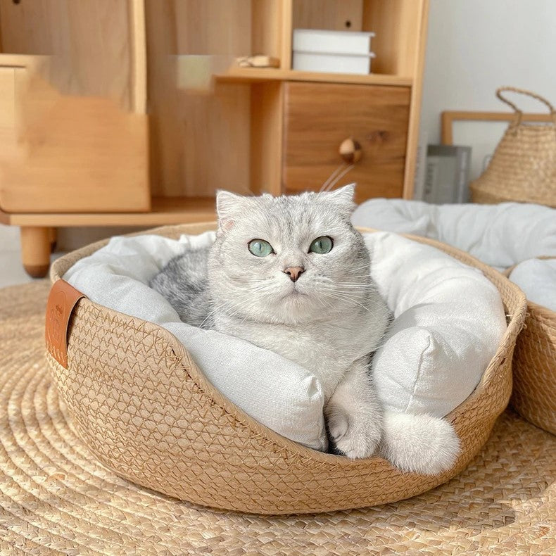 Handmade Bamboo Weaving Cozy Pet Bed for Cats & Small Dogs