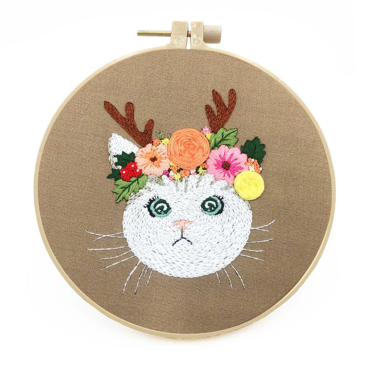 DIY Cat Embroidery Starter Kit with Hoops & Threads for Beginners