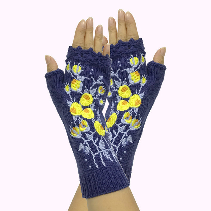 Women's knitted embroidery gloves