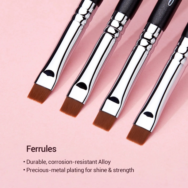 Precision Eyeliner Brush for Flawless Definition