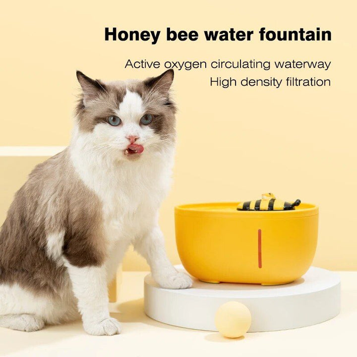 2L Quiet Pet Water Fountain with Multi-Stage Filtration for Dogs and Cats