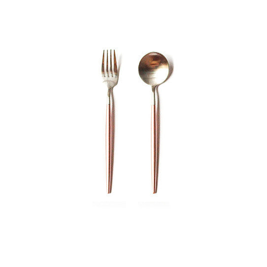 Stainless steel cutlery set