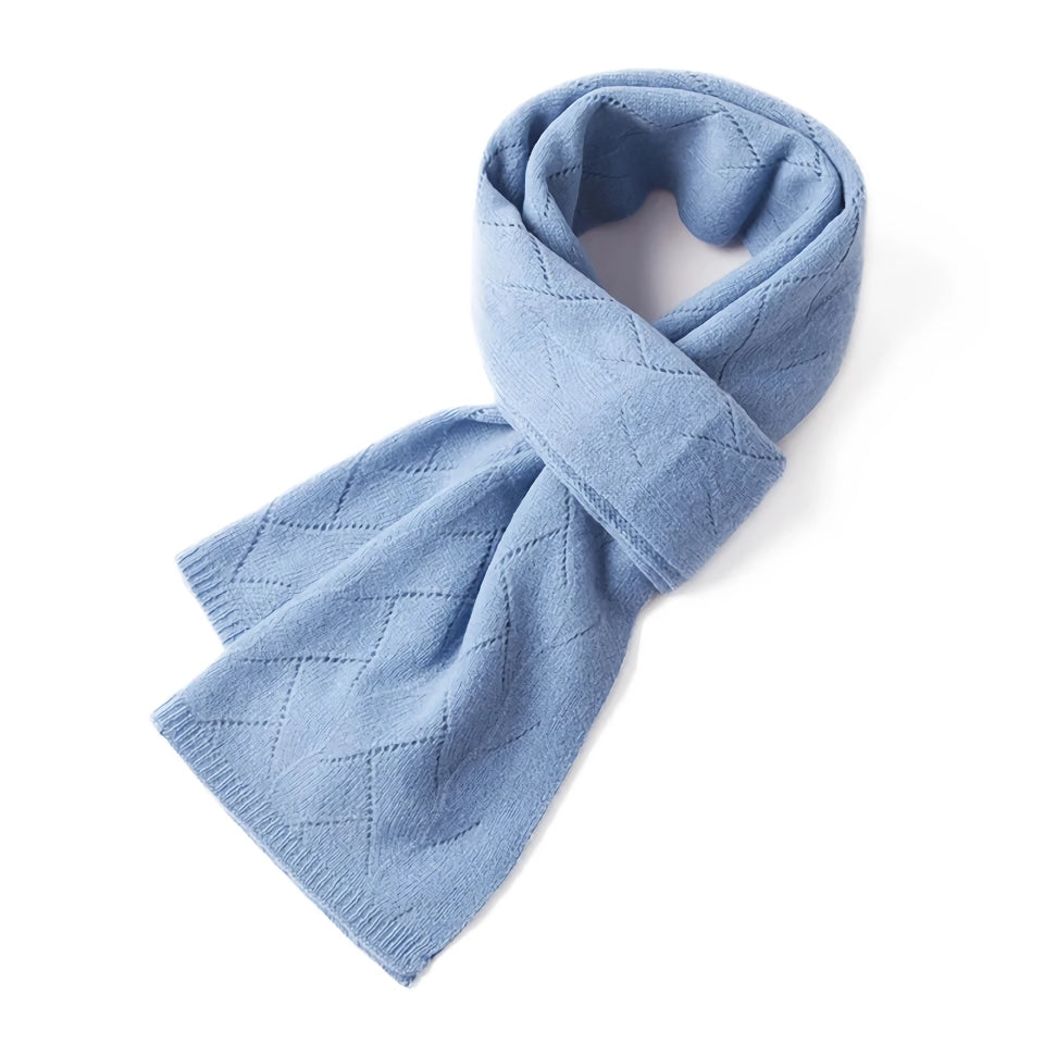 Luxurious Women’s Merino Wool Knit Scarf – Warmth & Style