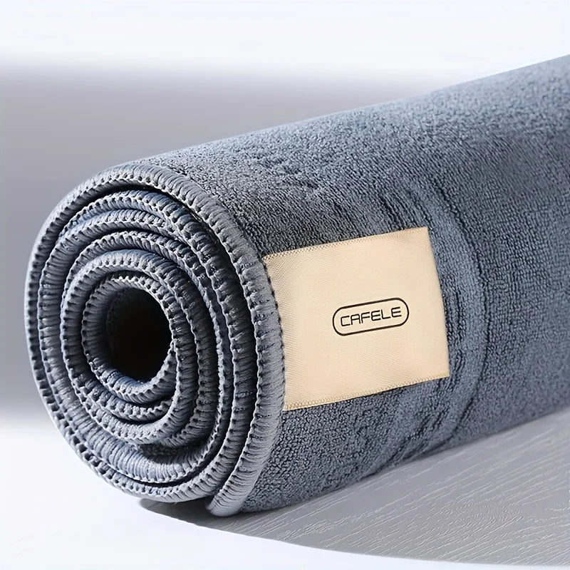 Ultra-Absorbent Microfiber Car Wash Towel for Auto Detailing