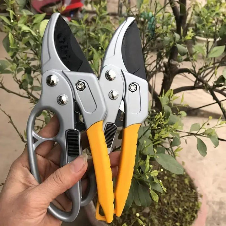 Efficient Garden Pruning Shears