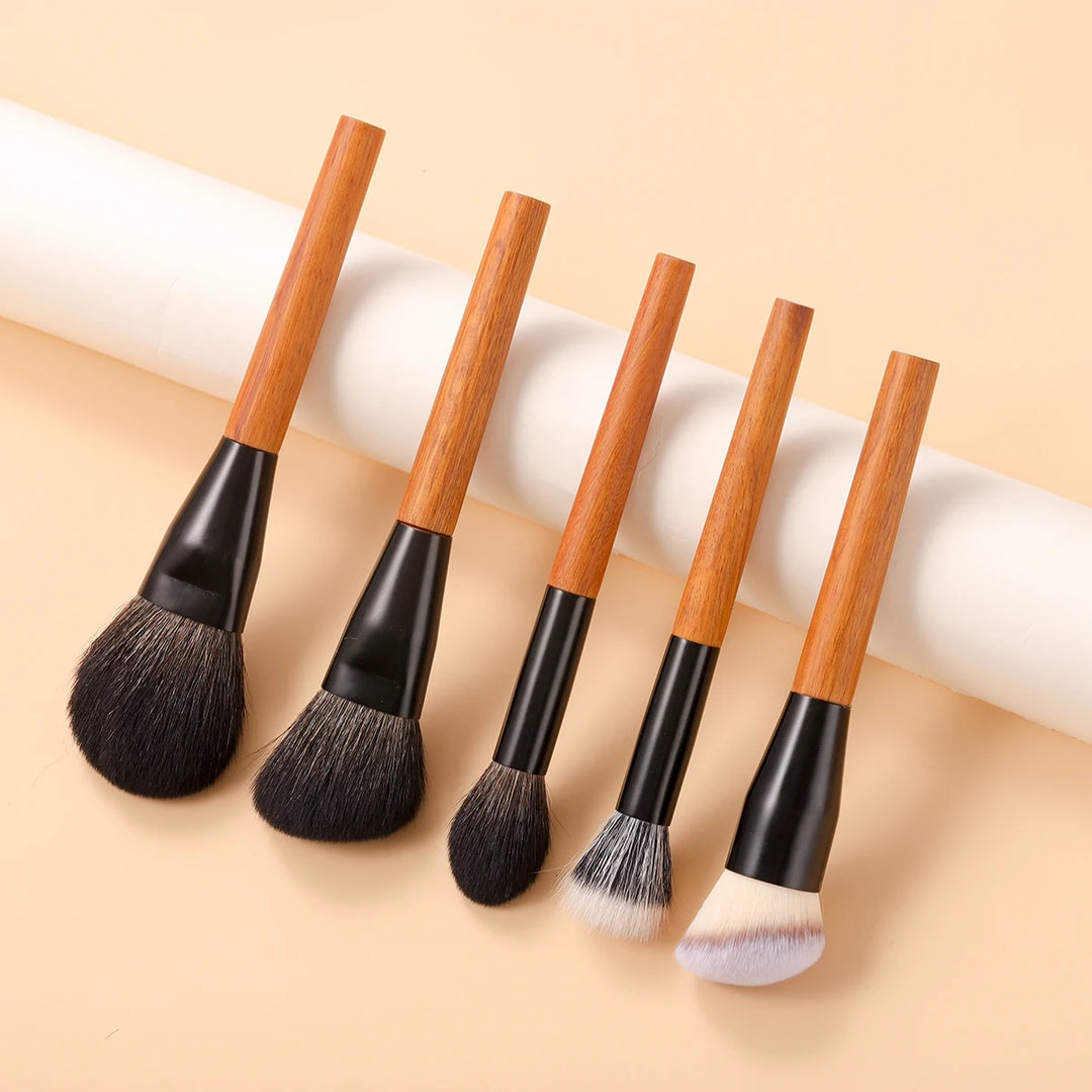 Premium Eye Makeup Brush for Crease, Eyeshadow & Highlighter