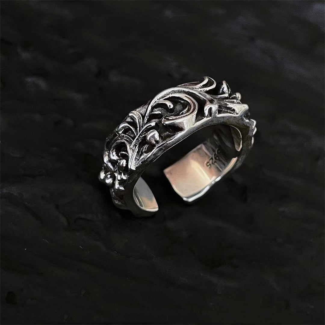 Silver Antique Heavy Industry Embossed Brambles Arakra Pattern Ring