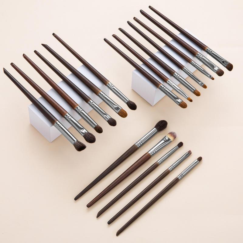 24-Piece Goat Hair Makeup Brush Set