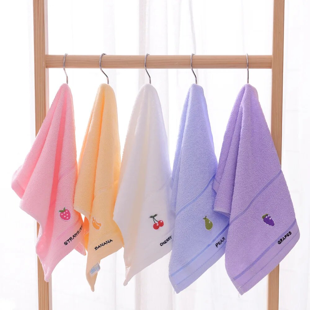 Soft & Absorbent Cartoon Kids Towel - Perfect for Infants and Toddlers