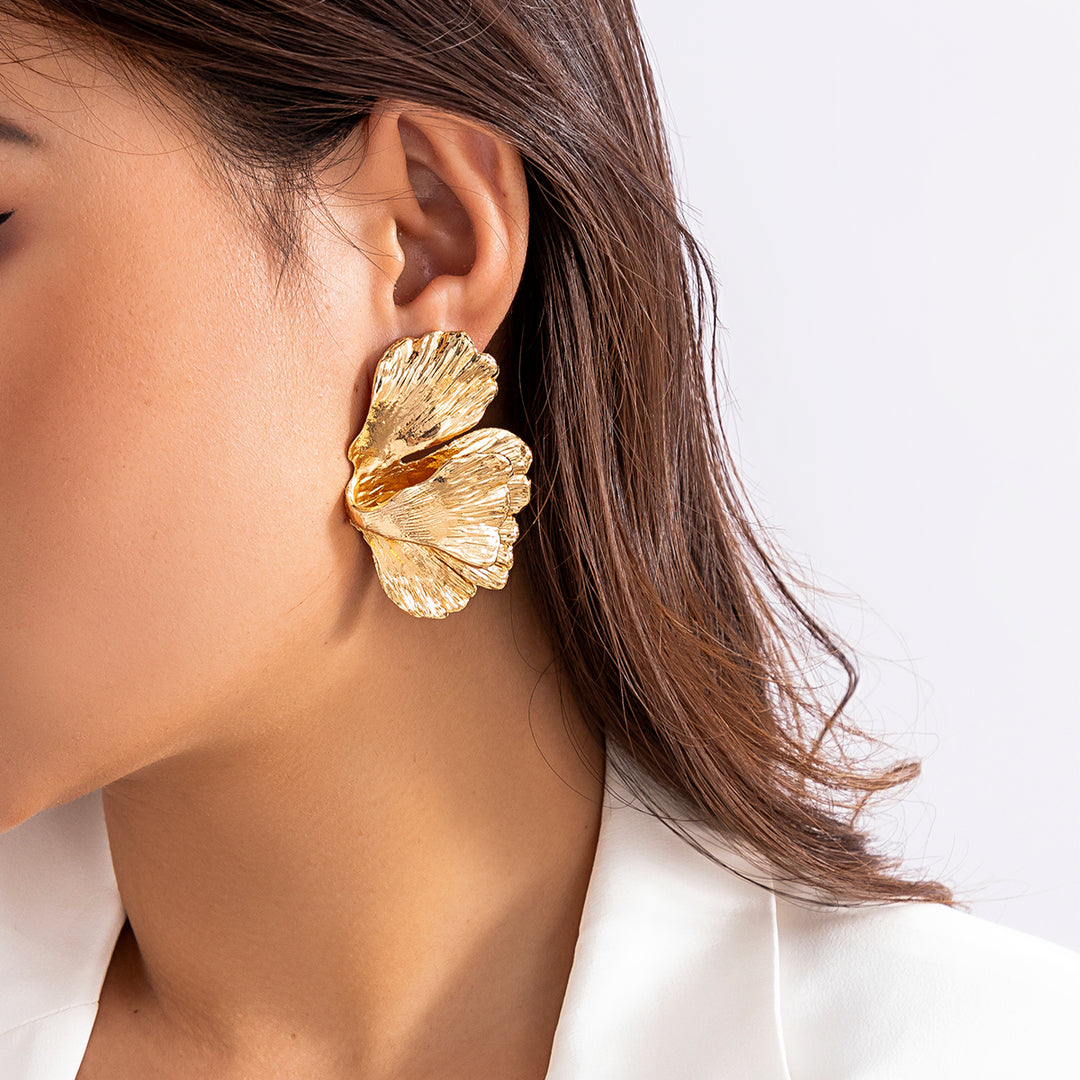 Trendy Geometric Petal Flower Stud Earrings
