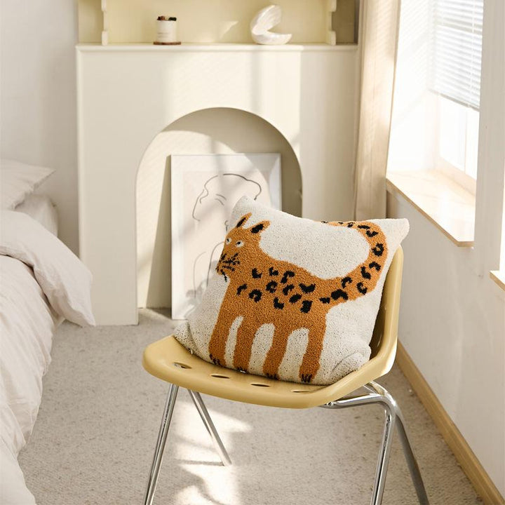 Cute Spot Cat Microfiber Knitted Cushion Cover