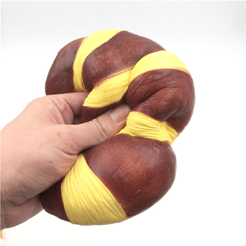 Squishyfun Jumbo Croissant Squishy Bread Super Slow Rising 18X12Cm Squeeze Collection Toy Fun Gift - MRSLM