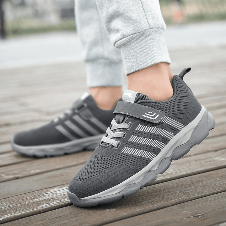 Men Kintted Fabric Striped Detail Casaul Comfy Non Slip Running Sneakers - MRSLM