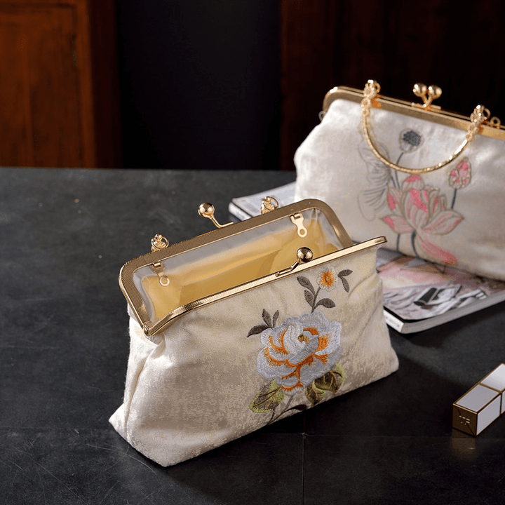 Women Elegant Chinese Style Flower Pattern Embroidery Handbag Exquisite Hardware Design Fine Texture Fabric Cheongsam Clutch Bag - MRSLM