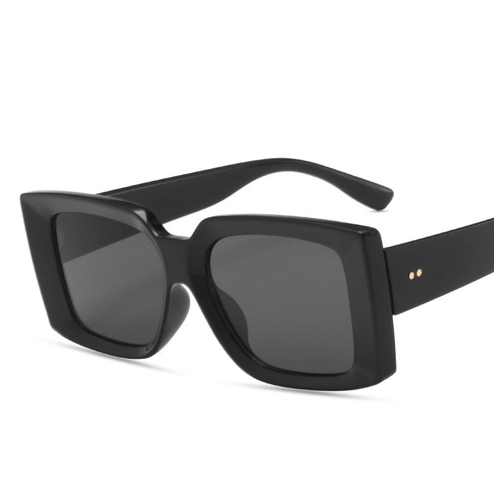 European and American Fashion New Square Sunglasses - MRSLM