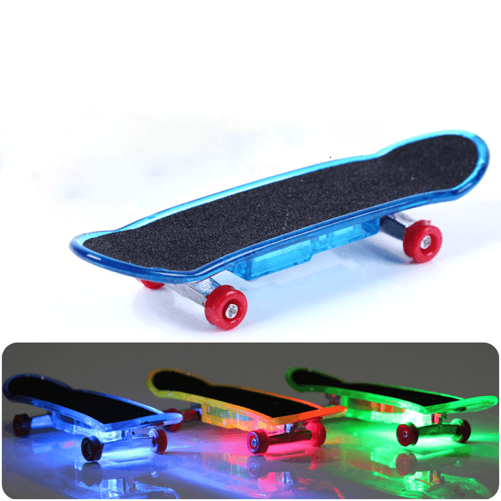 Children'S Light Finger Skateboard Toy Finger Skateboard - MRSLM