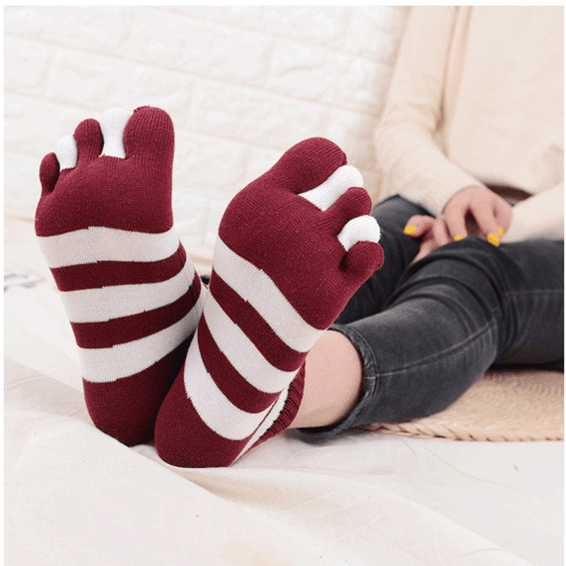 Women Wide Stripes Comfortable Five Toe Socks - MRSLM