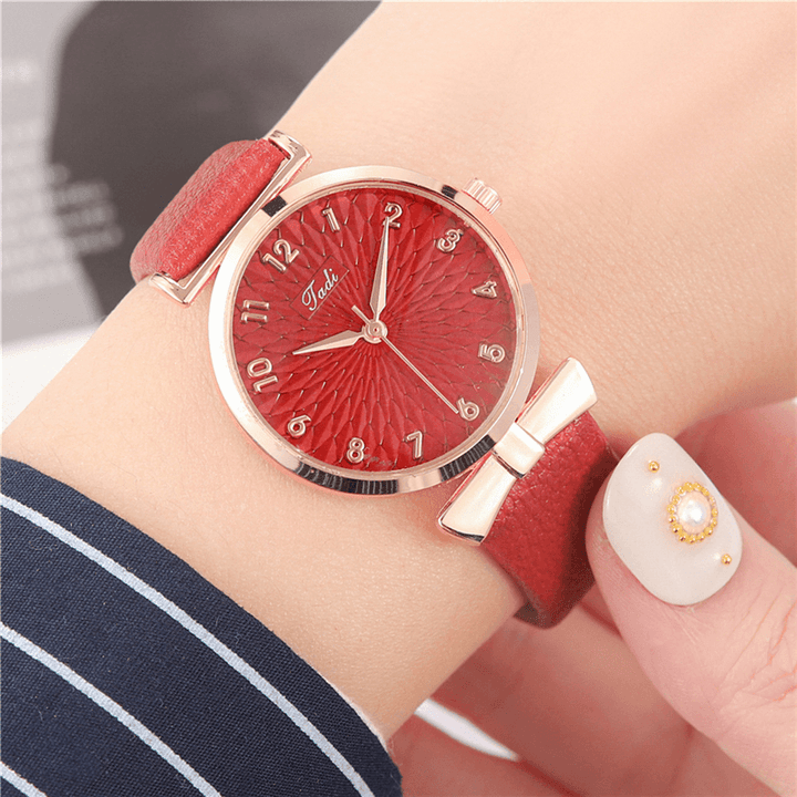 Business Elegant Women Watch Leather Band Petal Gradient Pattern Dial Adjustable Clasp Quartz Watch - MRSLM