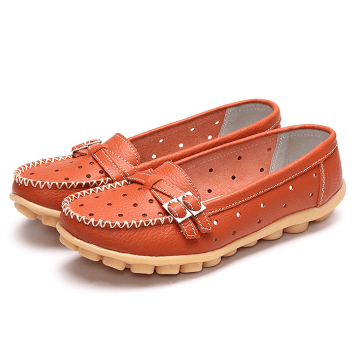 Women Flat Hollow Out Casual Soft Leather Slip on round Toe Loafers - MRSLM