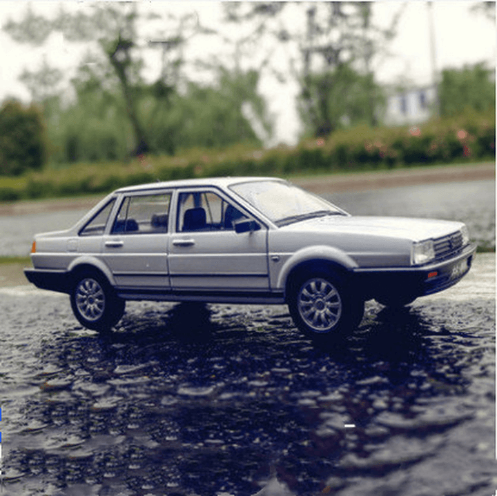 Santana Car Model Car Model Car Original Simulation Collection Alloy Car Model Car Decoration - MRSLM