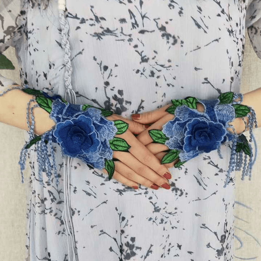 Women Ethnic Embroidery Hallow Wristband Fashion Floral Half Cover Finger Tassel Gloves - MRSLM