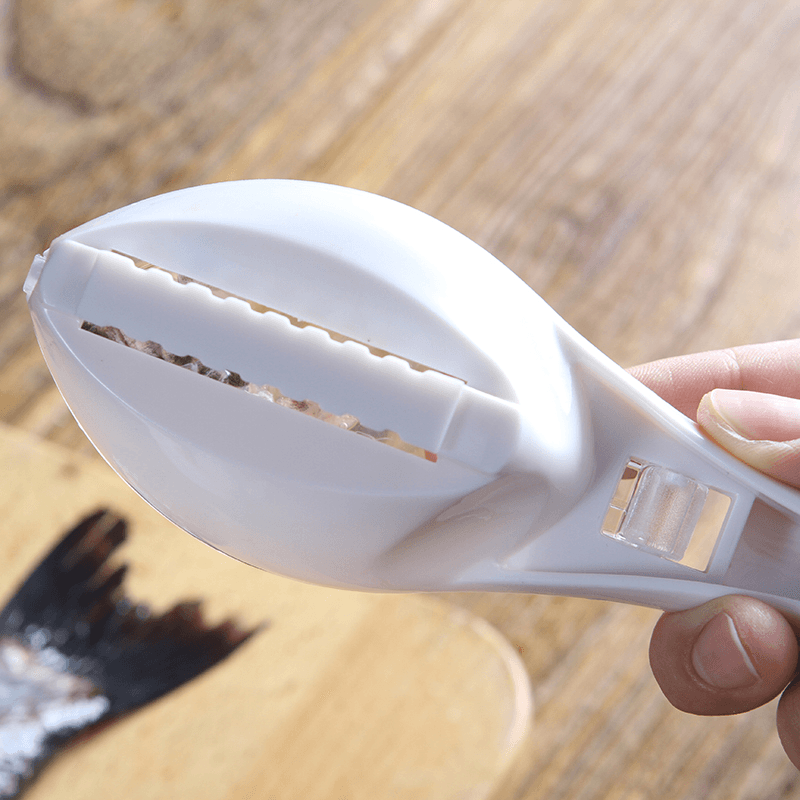 Fish Scales Removing Tool with Cover Kitchen Scale Scraper Manual Fish Scale Tool - MRSLM