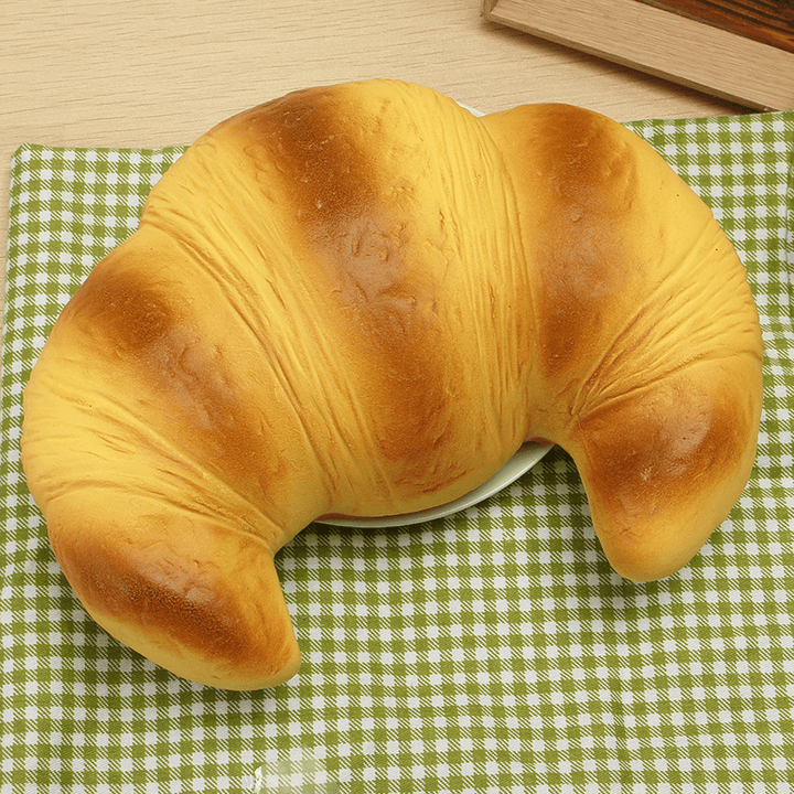 Squishyfun Jumbo Croissant Squishy Bread Super Slow Rising 18X12Cm Squeeze Collection Toy Fun Gift - MRSLM