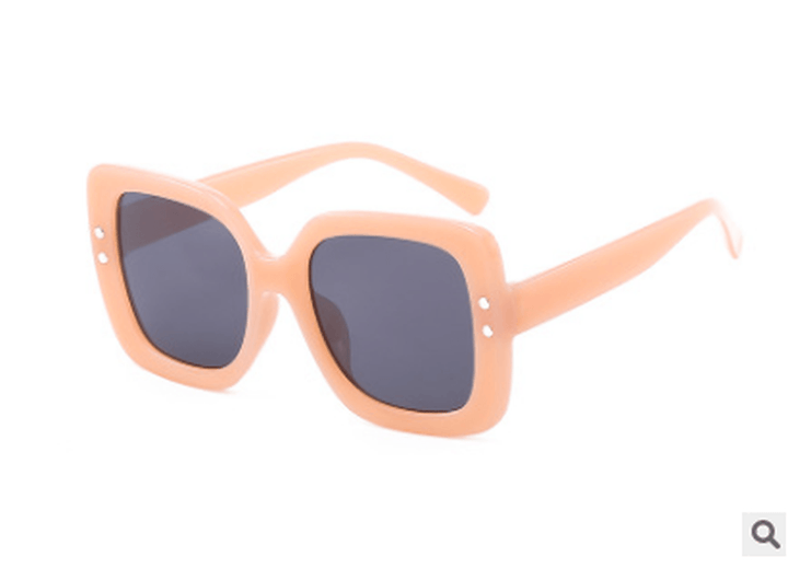 European and American Square Retro Rice Nail Sunglasses - MRSLM