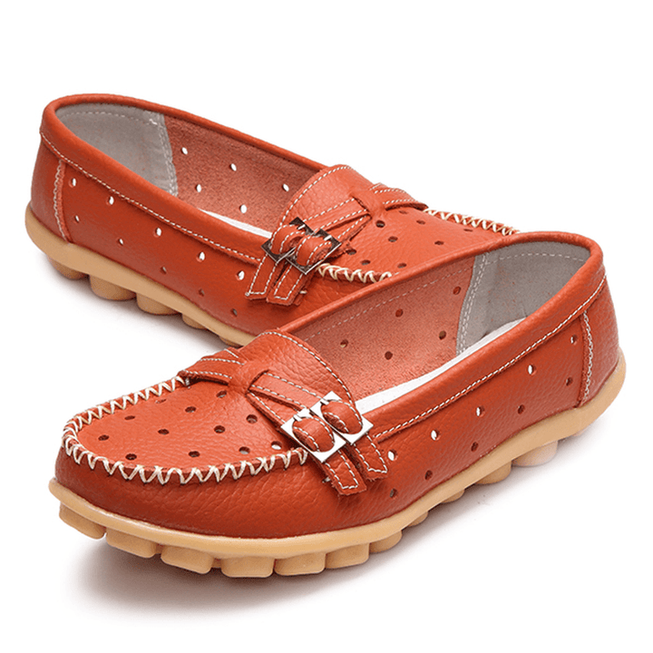 Women Flat Hollow Out Casual Soft Leather Slip on round Toe Loafers - MRSLM