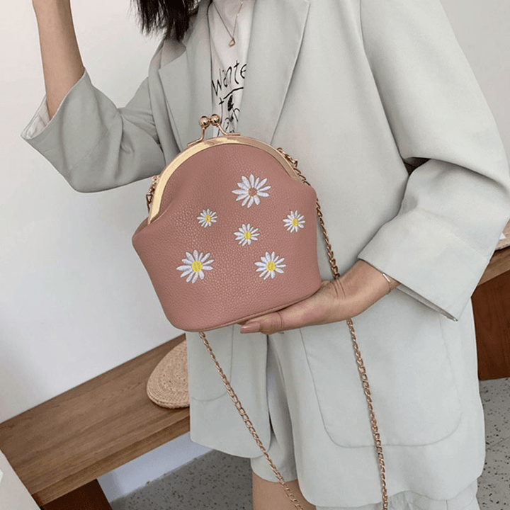 Women Daisy Embroidery Chains Hasp Crossbody Bag Shoulder Bag - MRSLM