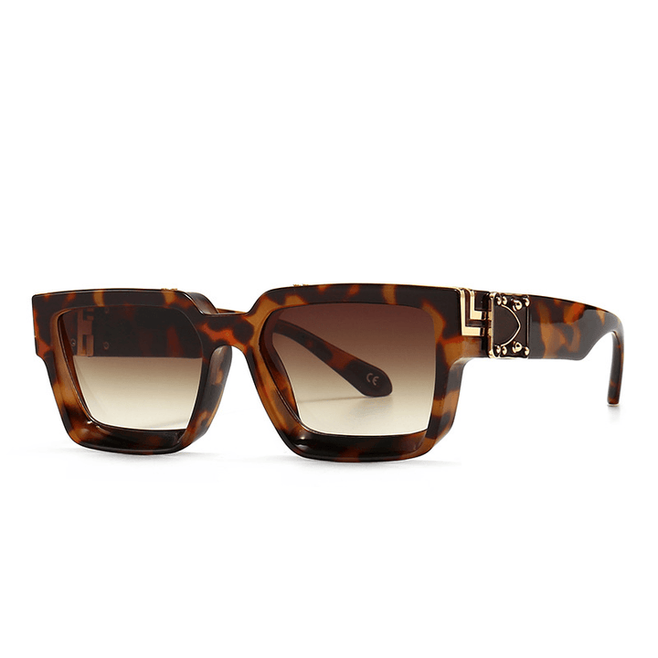 Retro Model Catwalk Cloud Print Sunglasses - MRSLM