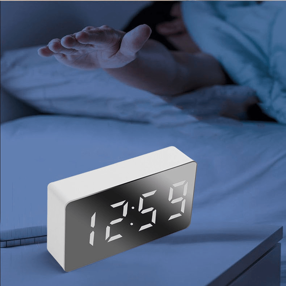 Digital USB LED Alarm Clock Mirror Snooze Display Time Night LCD Light Table Desktop for Home Decoration - MRSLM