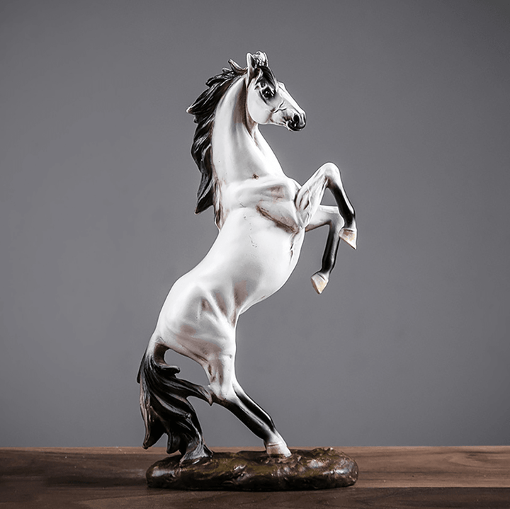 Resin Horse Statue Ornament Figurine Chic Home Hotel Feng Shui Horse Decorations - MRSLM