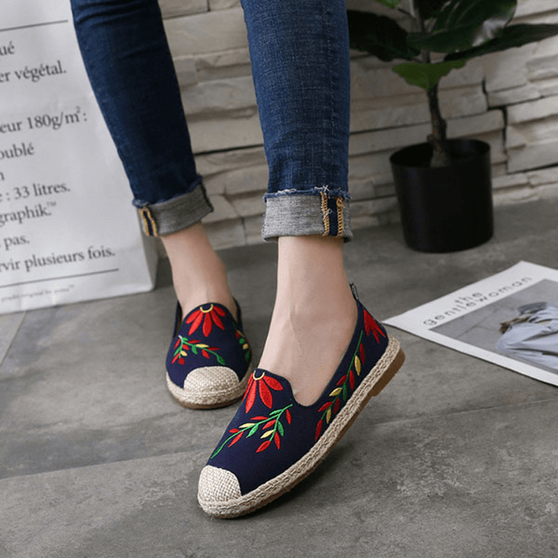 Women Casual Embroidered Flower Cloth Flat Loafers - MRSLM