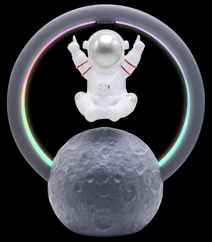 Fashionable Personality Levitation Astronaut Bluetooth Speaker - MRSLM